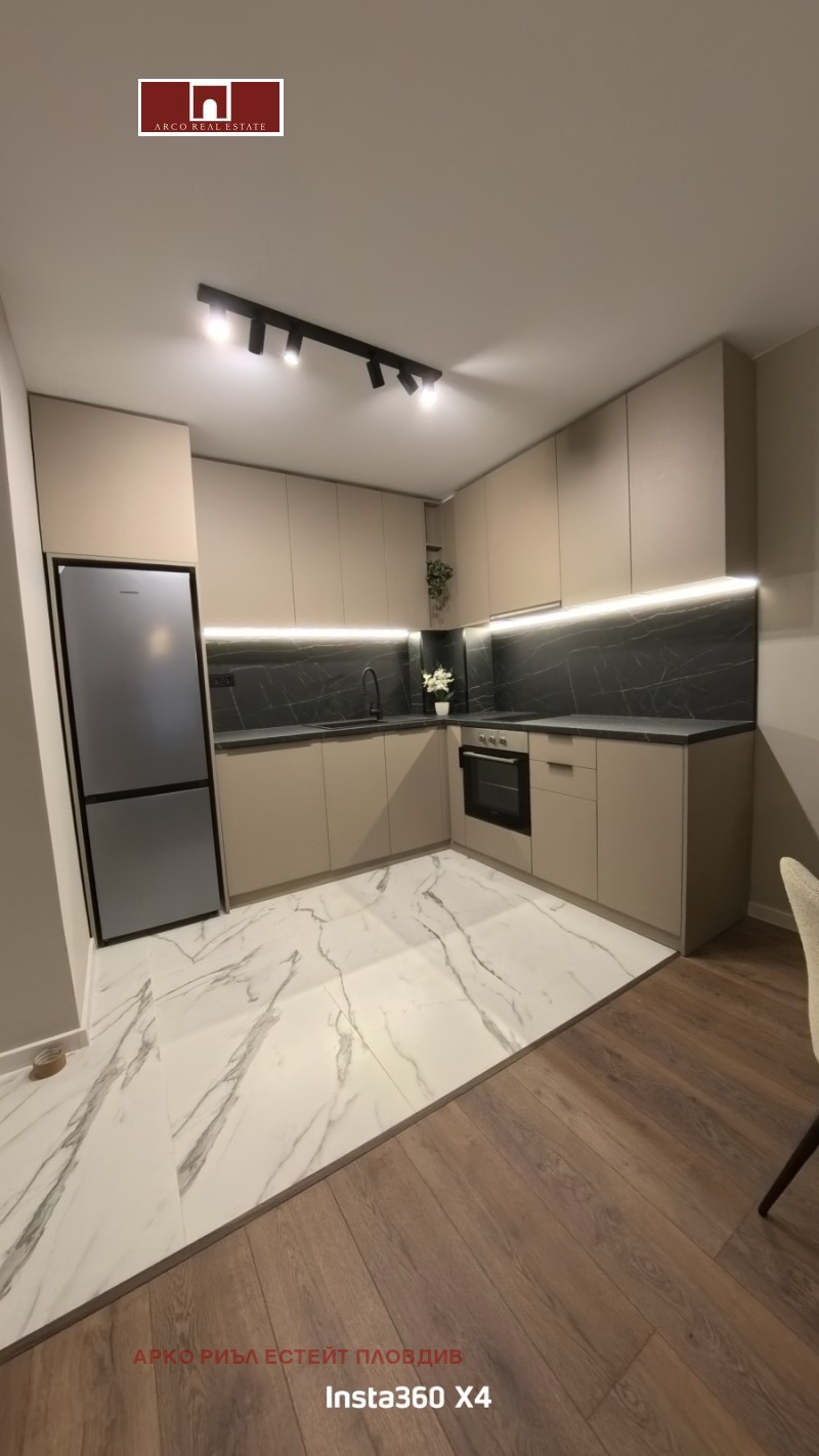 Продава 2-СТАЕН, гр. Пловдив, Остромила, снимка 2 - Апартаменти - 52905213