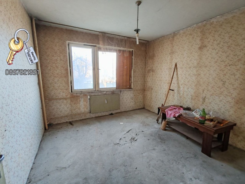 Продава  3-стаен град Плевен , Сторгозия , 81 кв.м | 28241065 - изображение [11]