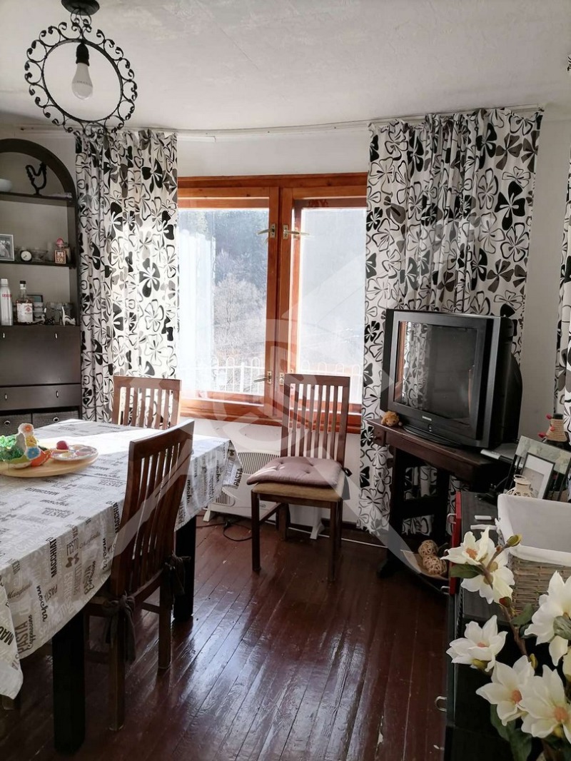 Myytävänä  Talo Sofian alue , Vlado Tritškov , 70 neliömetriä | 45436292 - kuva [2]