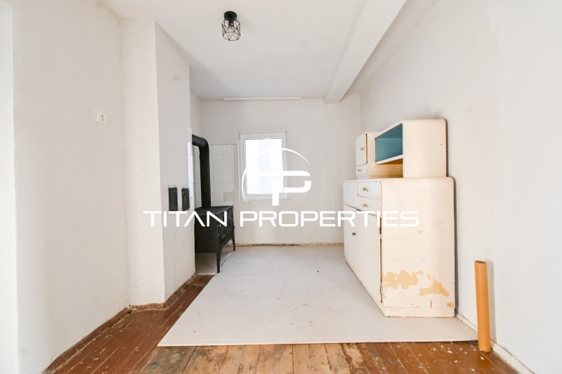 Продава КЪЩА, гр. София, с. Долни Пасарел, снимка 11 - Къщи - 53152226