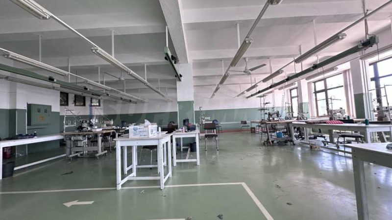 Satılık  Endüstriyel bina bölge Filibe , Karlovo , 1300 metrekare | 54174317 - görüntü [7]