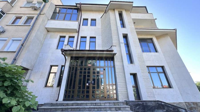 Satılık  Endüstriyel bina bölge Filibe , Karlovo , 1300 metrekare | 54174317 - görüntü [3]