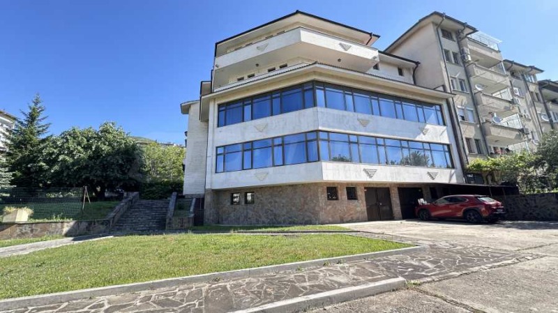 Satılık  Endüstriyel bina bölge Filibe , Karlovo , 1300 metrekare | 54174317 - görüntü [9]