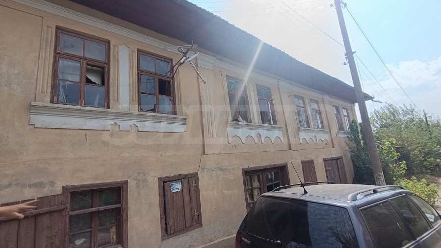 Продава КЪЩА, гр. Бяла, област Русе, снимка 8 - Къщи - 56073526