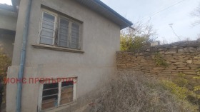 House Pavlikeni, region Veliko Tarnovo 1