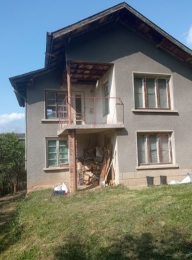 Hus Svoge, region Sofia