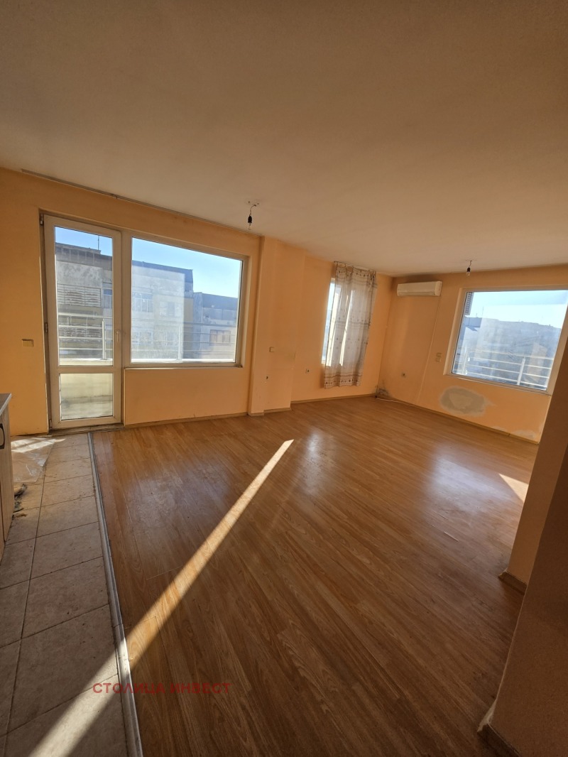 Продава 2-СТАЕН, гр. Русе, Чародейка - Юг