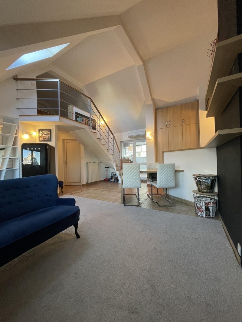 Продава 3-СТАЕН, гр. София, Хладилника