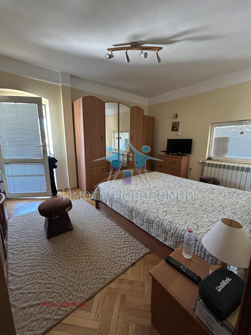Продава  Етаж от къща град Шумен , Център , 131 кв.м | 75430250 - изображение [2]