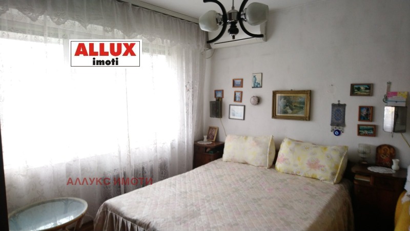 In vendita  1 camera da letto Ruse , Rodina 1 , 60 mq | 56889219 - Immagine [2]