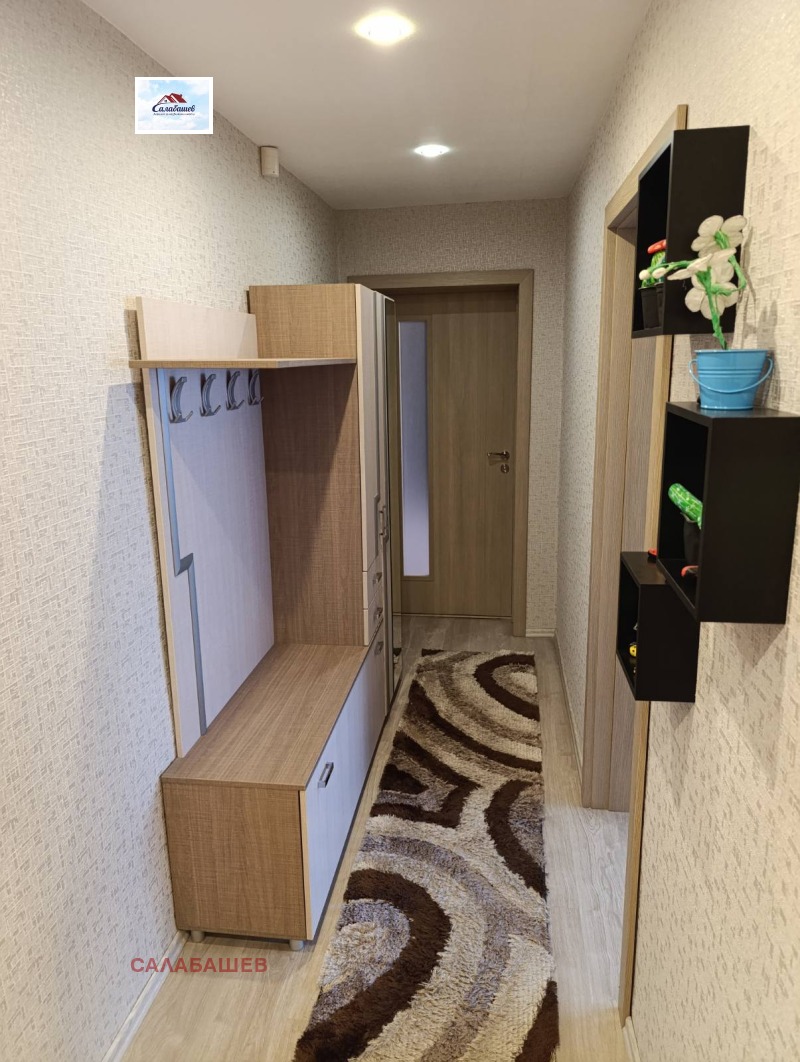 Продава  2-стаен град Пазарджик , Център , 61 кв.м | 49608840 - изображение [6]