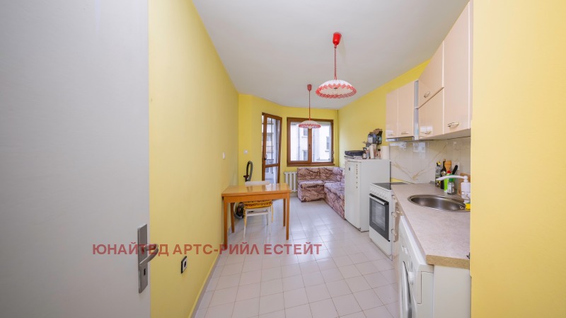 Продаја  1 спаваћа соба Софија , Красно село , 56 м2 | 98157777