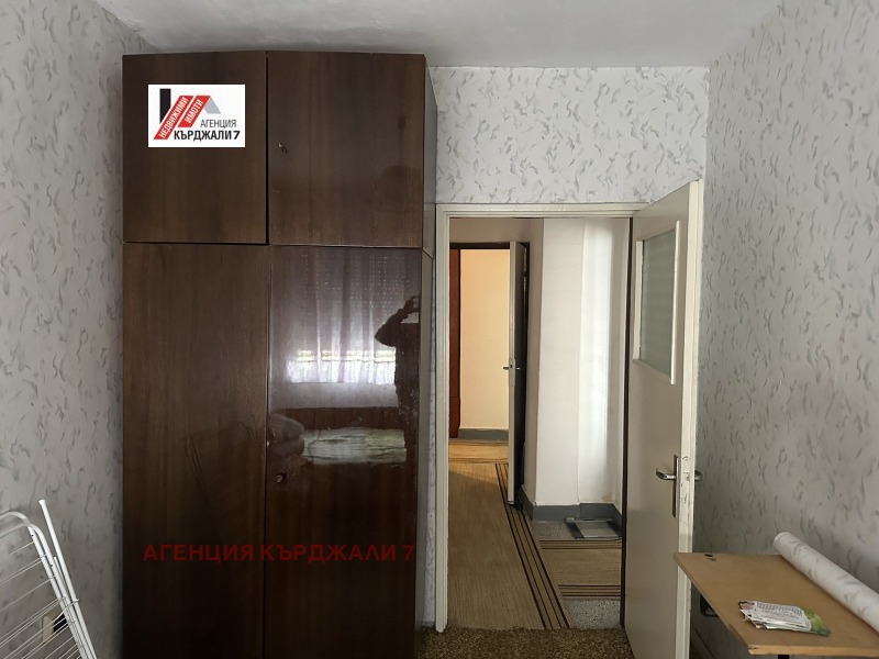 À venda  2 quartos Kardjali , Vazrojdenci , 87 m² | 85053641 - imagem [3]