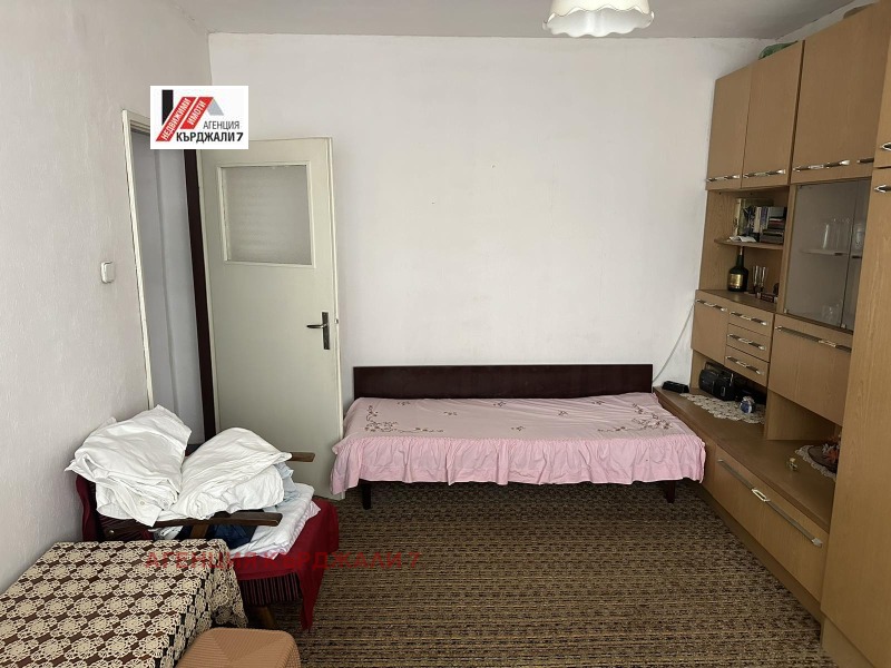 À venda  2 quartos Kardjali , Vazrojdenci , 87 m² | 85053641 - imagem [5]