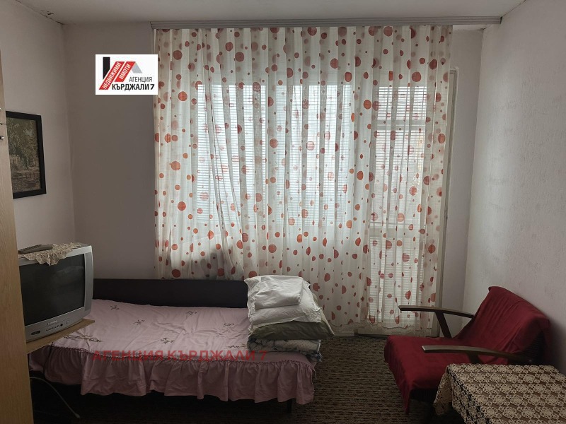 À venda  2 quartos Kardjali , Vazrojdenci , 87 m² | 85053641 - imagem [6]