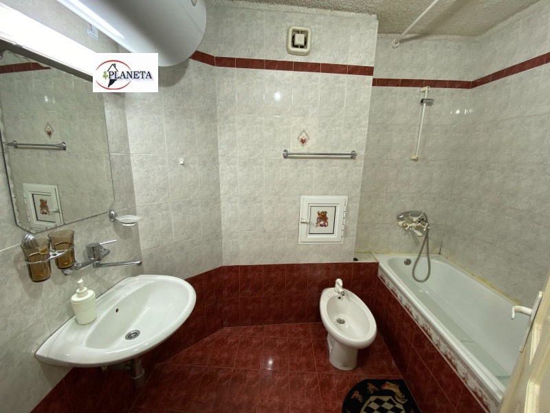 Продава 3-СТАЕН, гр. София, Банишора, снимка 4 - Апартаменти - 53023764