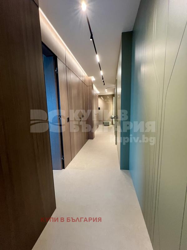 На продаж  3 кімнатна Варна , к.к. Св.Св. Константин и Елена , 266 кв.м | 36487778 - зображення [17]