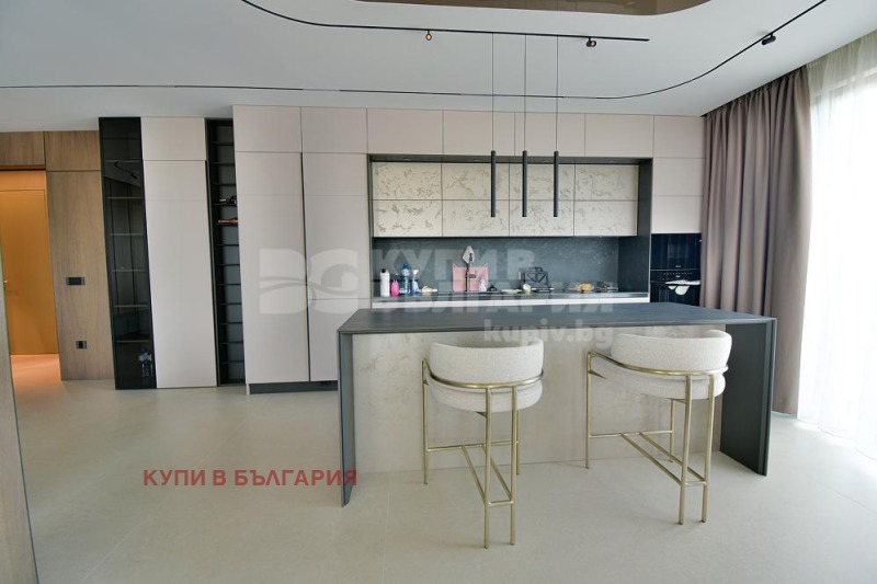 На продаж  3 кімнатна Варна , к.к. Св.Св. Константин и Елена , 266 кв.м | 36487778 - зображення [9]