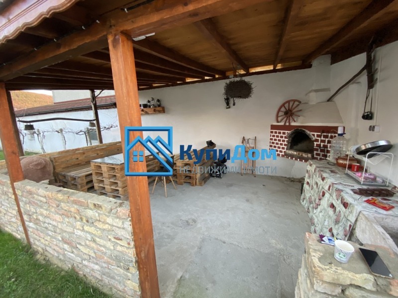 In vendita  Casa Varna , Kamenar , 165 mq | 66796894