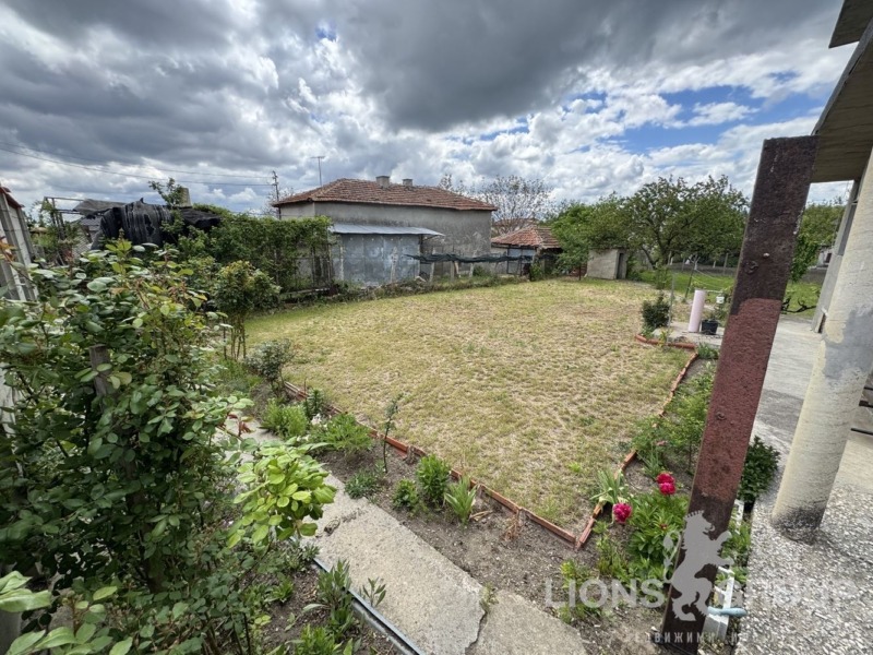 Till salu  Hus region Varna , Suvorovo , 142 kvm | 61932079 - bild [11]