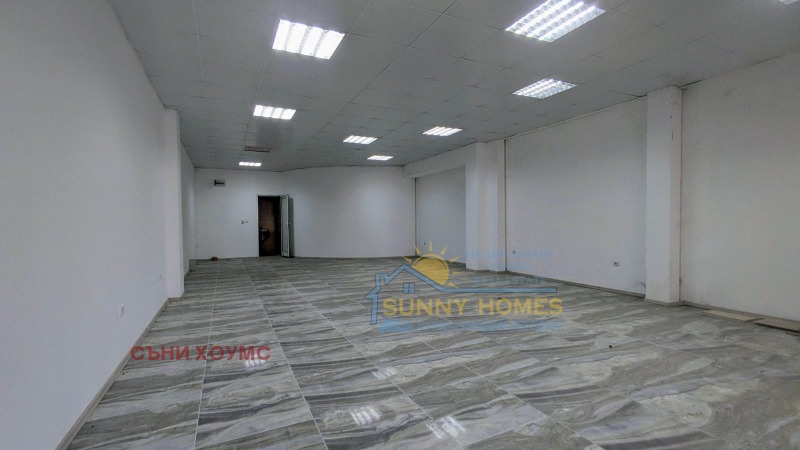 Продава МАГАЗИН, гр. Велико Търново, Бузлуджа, снимка 2 - Магазини - 52649552