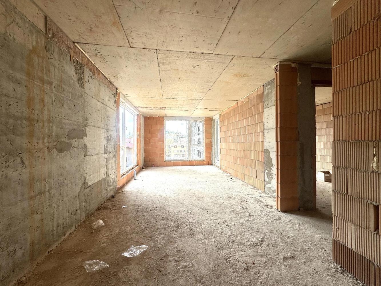 Продава 3-СТАЕН, гр. Варна, Левски 1