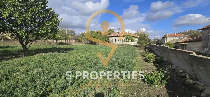 Продава ПАРЦЕЛ в област Варна, с. Черковна - 1100 кв.м / 12 000 € » 23 469.96 лв., ЕС ПРОПЪРТИС