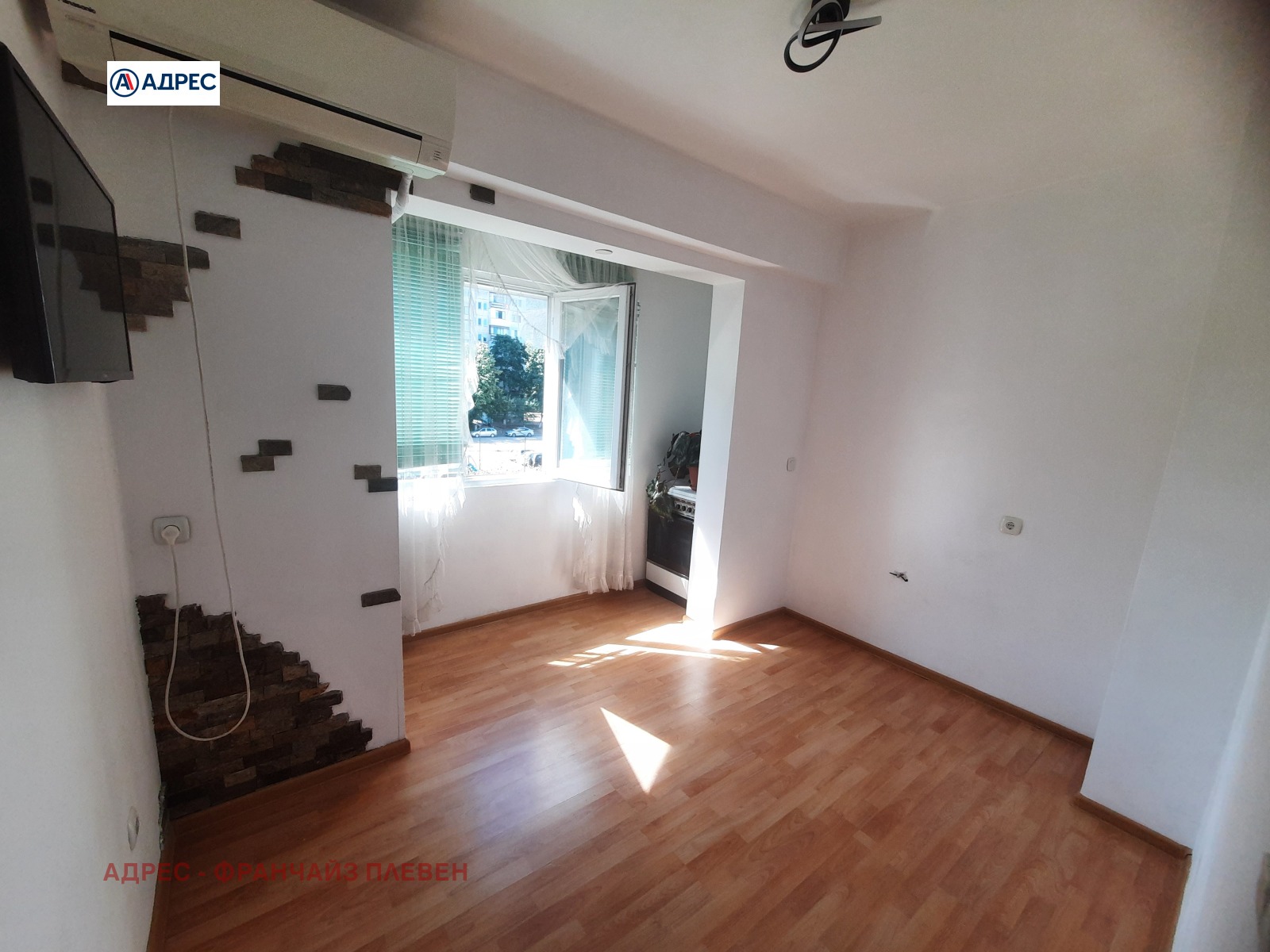Продава 1-СТАЕН, гр. Враца, Дъбника, снимка 2 - Апартаменти - 53312062