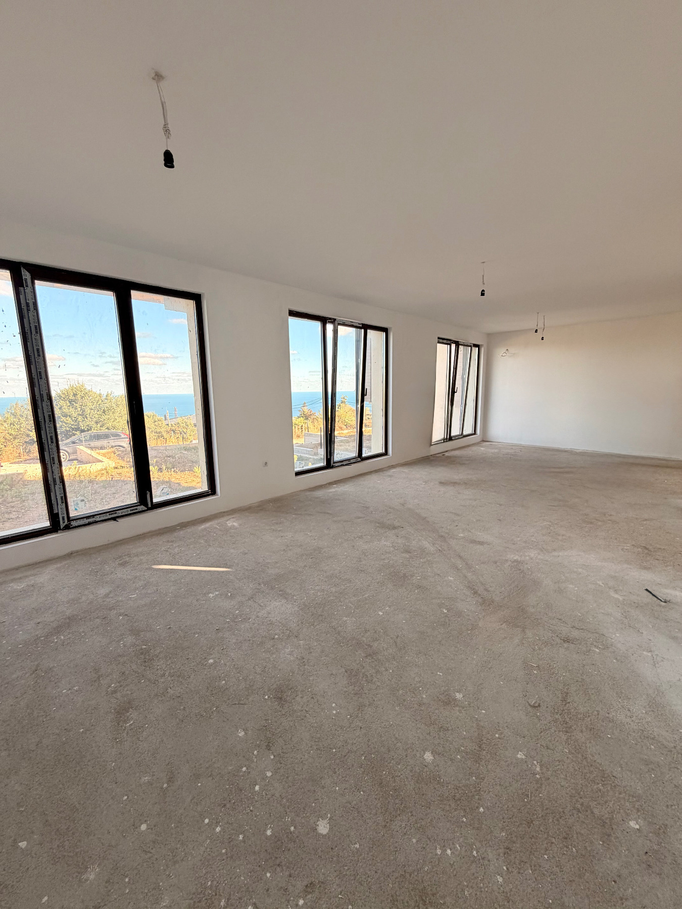 Продава КЪЩА, гр. Варна, м-т Акчелар, снимка 2 - Къщи - 49673308