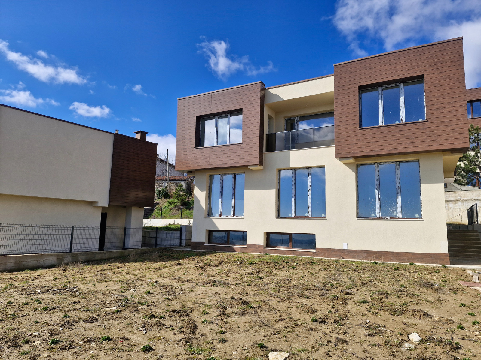 Продава КЪЩА, гр. Варна, м-т Акчелар, снимка 2 - Къщи - 49673308