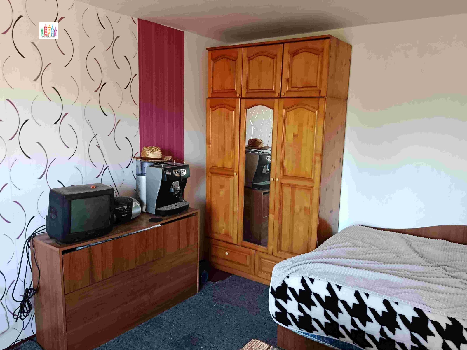 Продава КЪЩА, с. Садовик, област Перник, снимка 12 - Къщи - 56334682