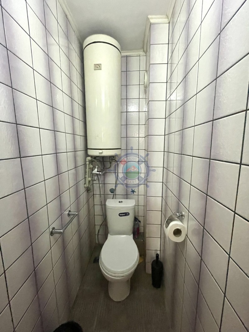 Продава  3-стаен град Варна , Младост 2 , 109 кв.м | 47591415 - изображение [12]