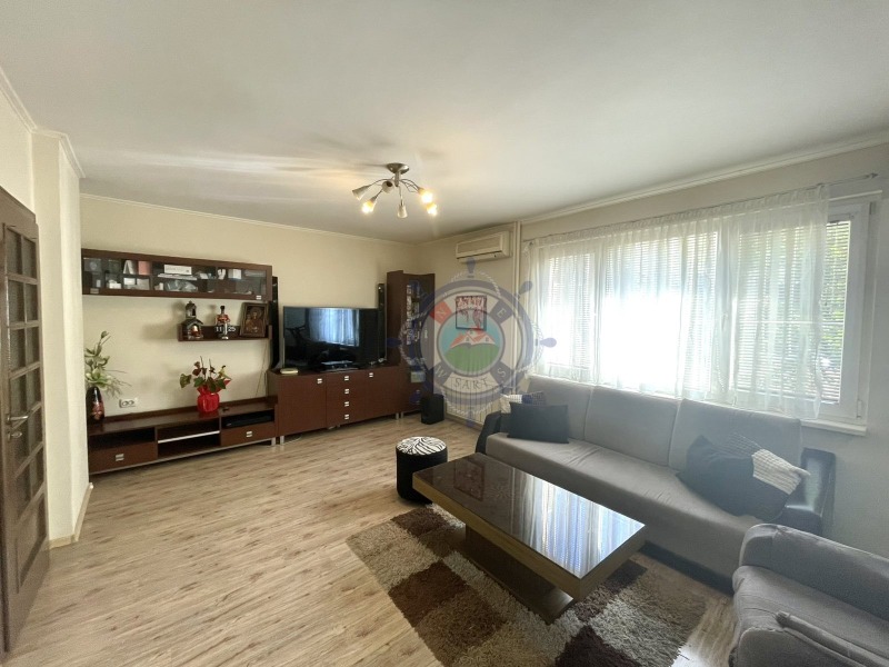 Продава  3-стаен град Варна , Младост 2 , 109 кв.м | 47591415 - изображение [2]