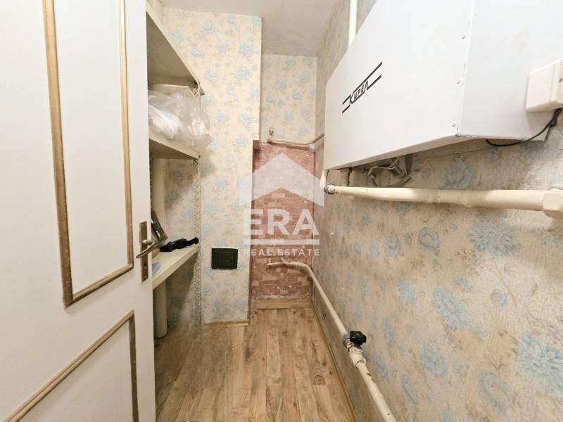 Продава МНОГОСТАЕН, гр. Велико Търново, Света гора, снимка 13 - Апартаменти - 52694120