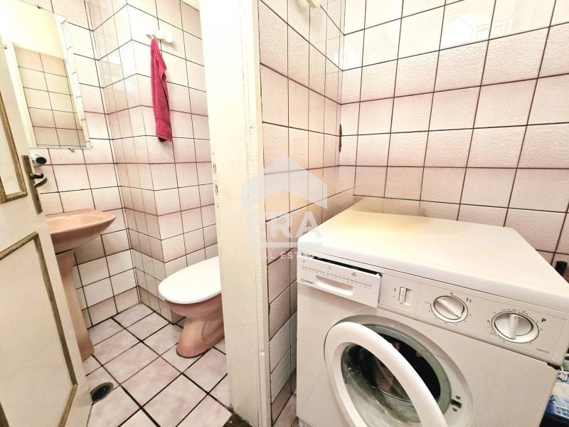 Продава МНОГОСТАЕН, гр. Велико Търново, Света гора, снимка 11 - Апартаменти - 52694120