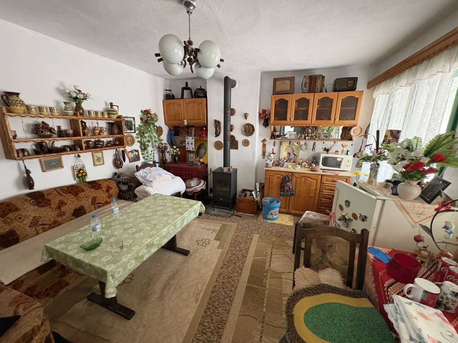 Продава КЪЩА, с. Веселиново, област Шумен, снимка 7 - Къщи - 55625672