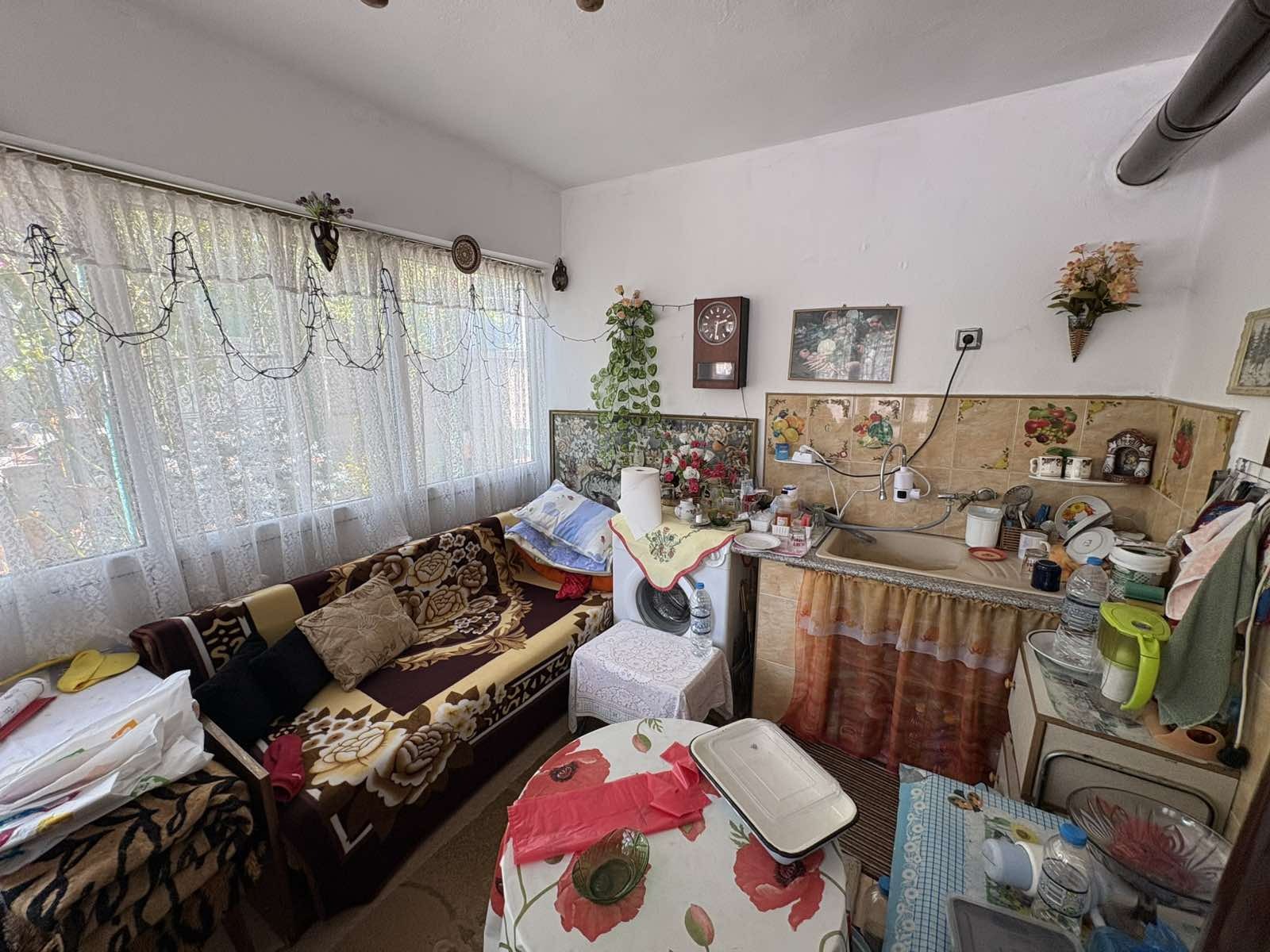 Продава КЪЩА, с. Веселиново, област Шумен, снимка 5 - Къщи - 55625672