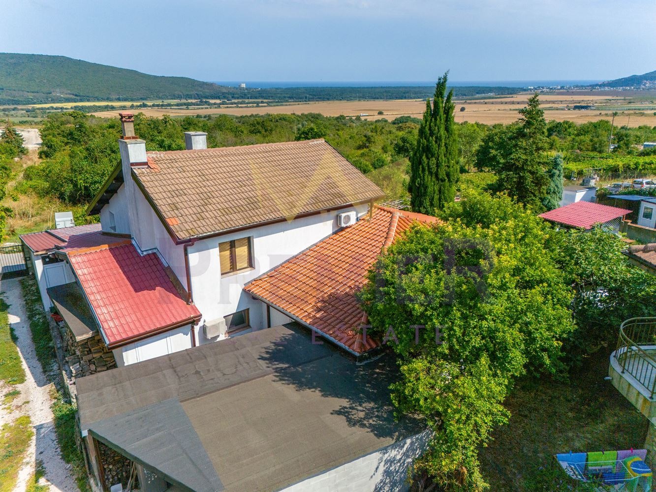 Продава КЪЩА, с. Рогачево, област Добрич, снимка 16 - Къщи - 55831057