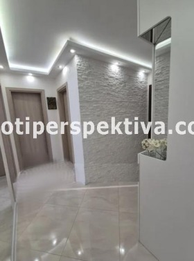 3-стаен град Пловдив, Кючук Париж 9