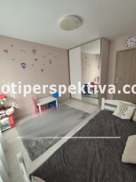 3-стаен град Пловдив, Кючук Париж 8