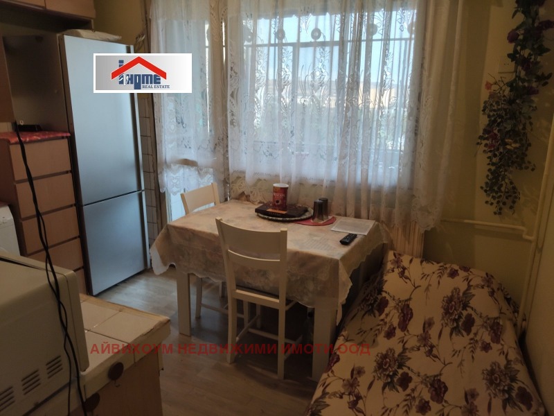 Продава  1-стаен град Плевен , Сторгозия , 48 кв.м | 53235513 - изображение [2]
