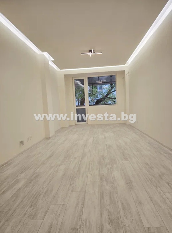 Продава  2-стаен град Пловдив , Христо Смирненски , 79 кв.м | 32805664
