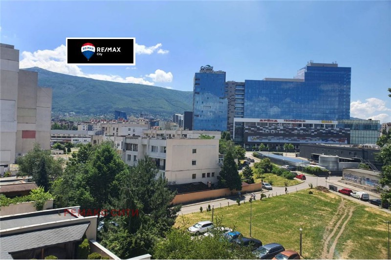 Продава 3-СТАЕН, гр. София, Гоце Делчев, снимка 1 - Aпартаменти - 46967361