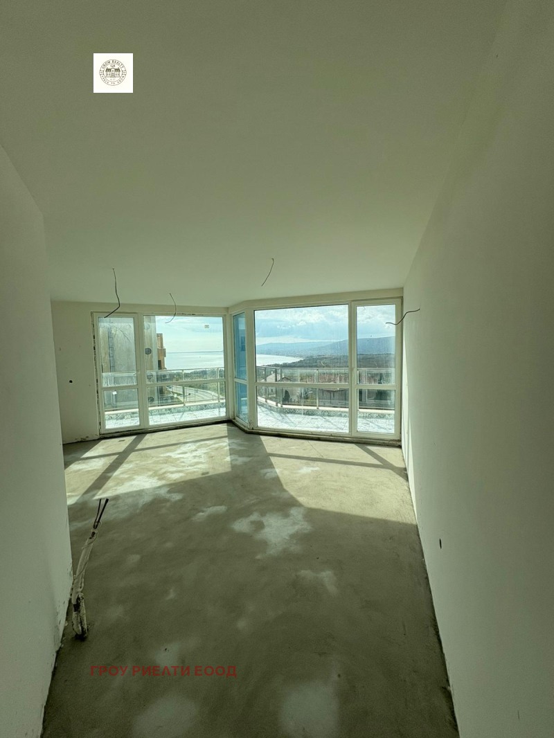 In vendita  2 camere da letto regione Varna , Biala , 97 mq | 48307768