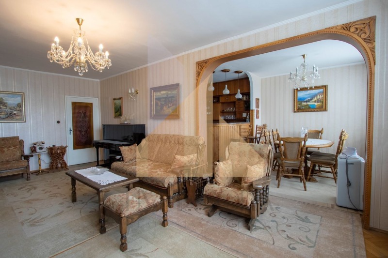 На продаж  3 кімнатна София , Мусагеница , 144 кв.м | 79430709