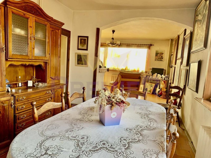 Продава ЕТАЖ ОТ КЪЩА, гр. Добрич, Христо Ботев, снимка 3 - Етаж от къща - 53199081