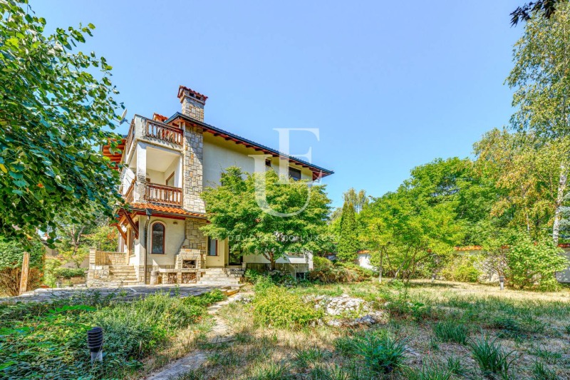 Продава КЪЩА, град София, гр. Банкя • 925000 € • 30940956 — Holmes.bg