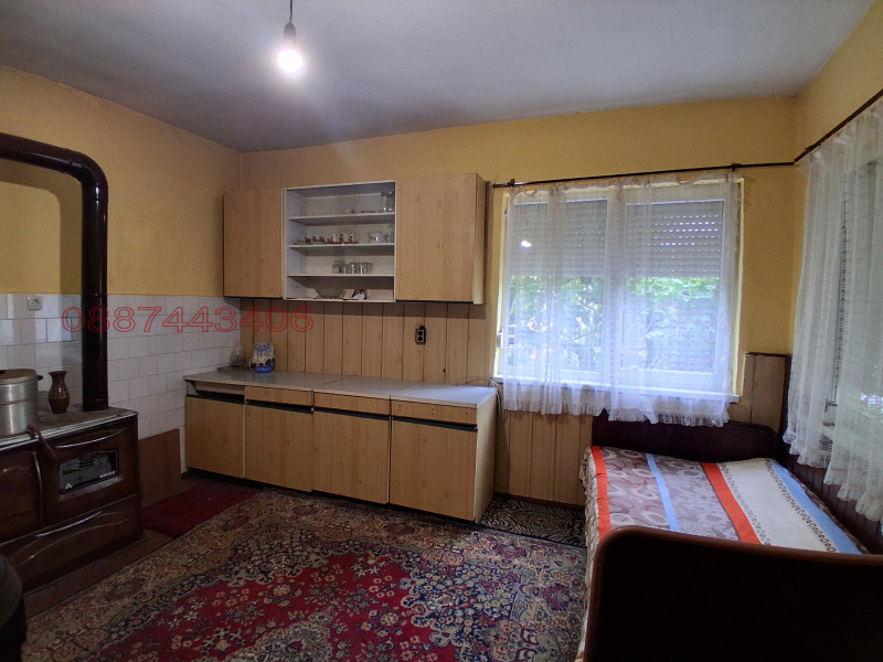 Продава КЪЩА, с. Писарово, област Плевен, снимка 2 - Къщи - 52967573