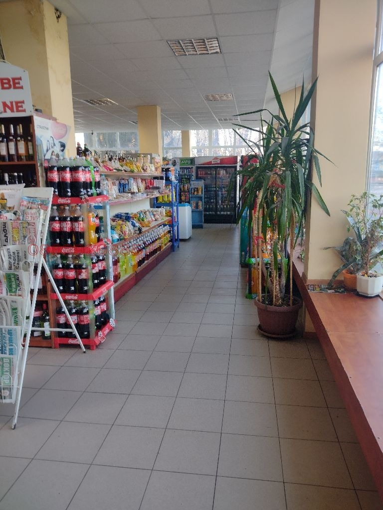 Продава МАГАЗИН, гр. Угърчин, област Ловеч, снимка 2 - Магазини - 52786472