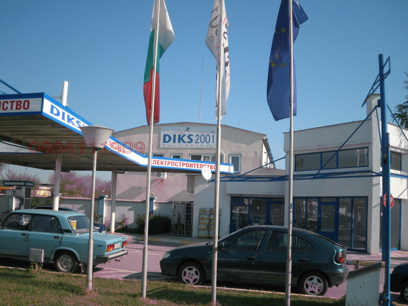Продается  Промышленное здание Ямбол , Промишлена зона , 2700 кв.м | 86316390